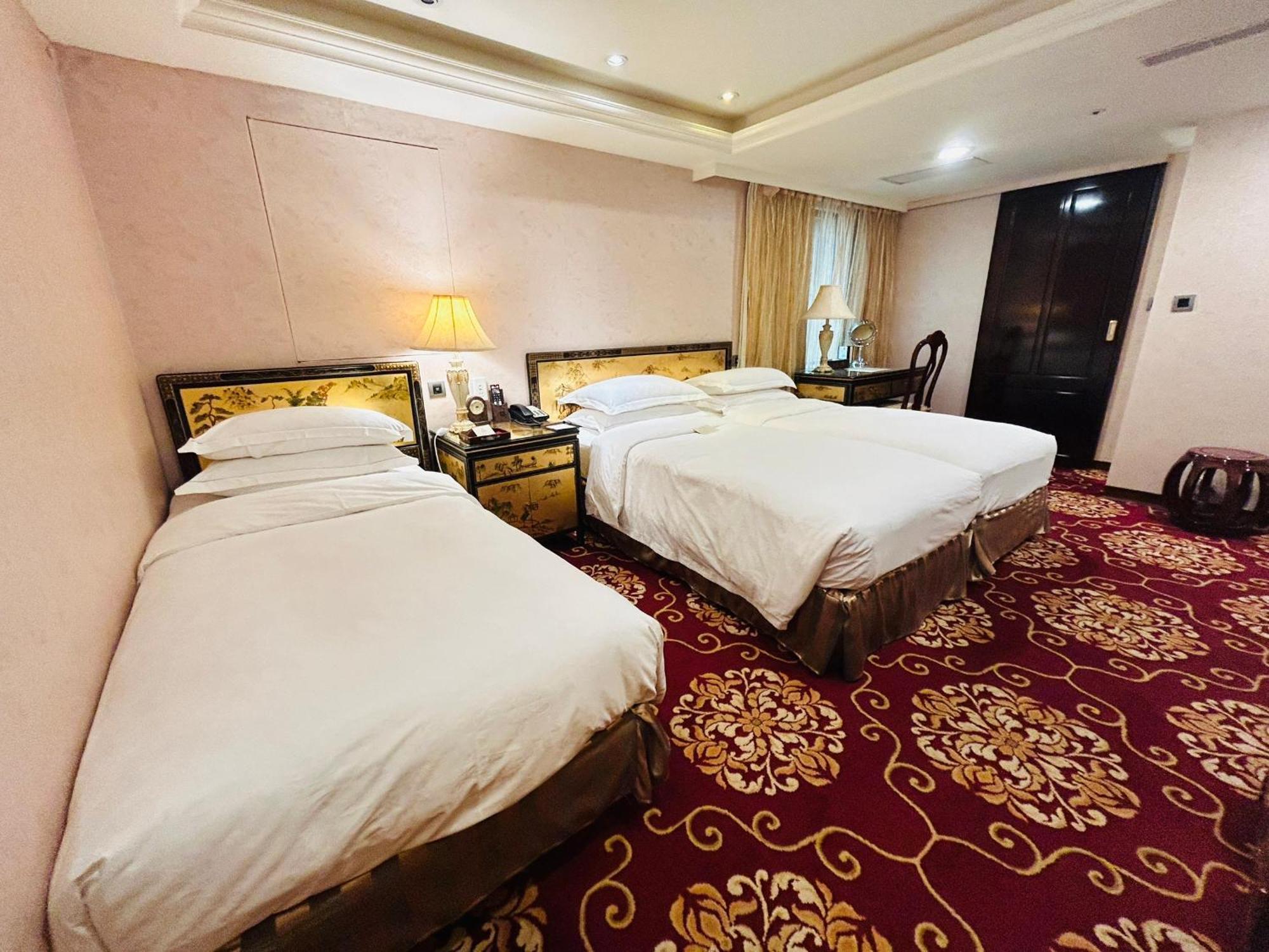 Royal Seasons Hotel Taipei ‧ Nanjing W. Exterior foto